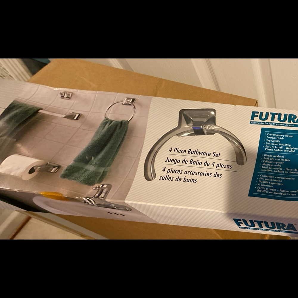 Futura 4 piece bathroom accessories
